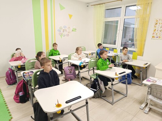 Шукаєте школу в Святошинському районі Києва? Ласкаво просимо до гімназії «Холлі»